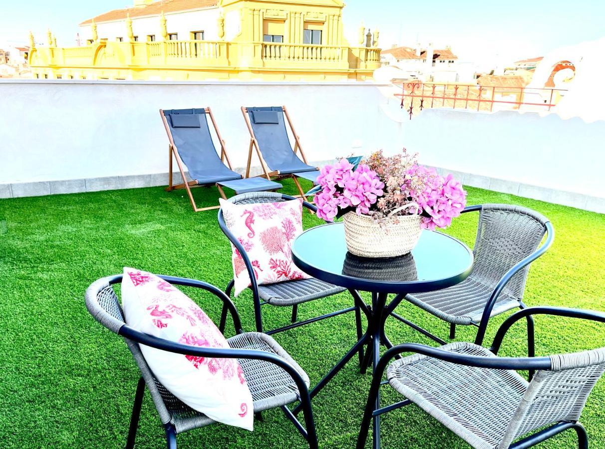 זמורה Cariatides Sky Apartment מראה חיצוני תמונה